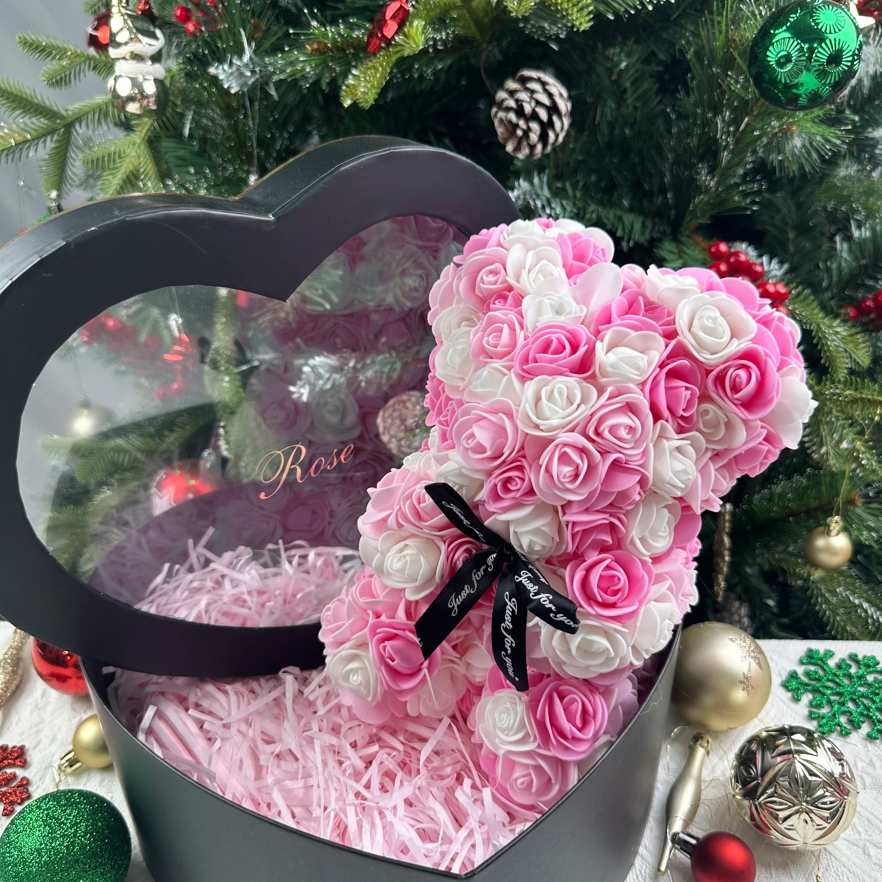 Lovina™ Rosenbär – Sag’s mit ewigen Blüten
