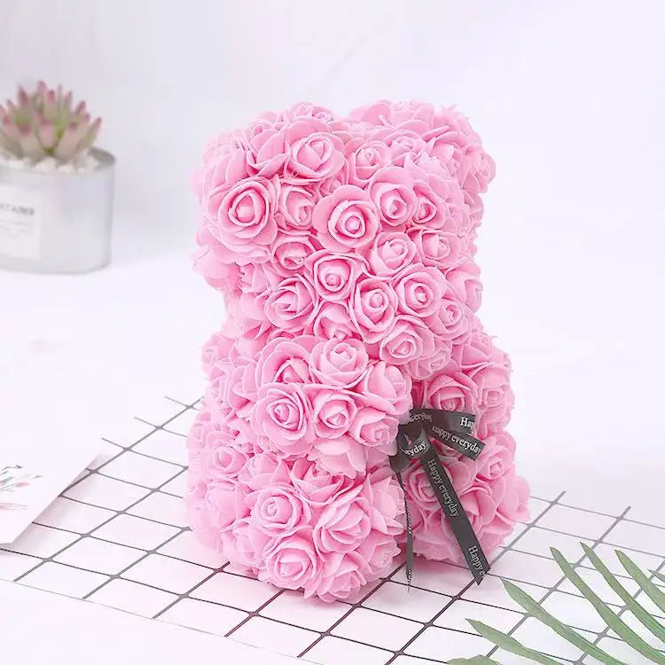 Lovina™ Rosenbär – Sag’s mit ewigen Blüten