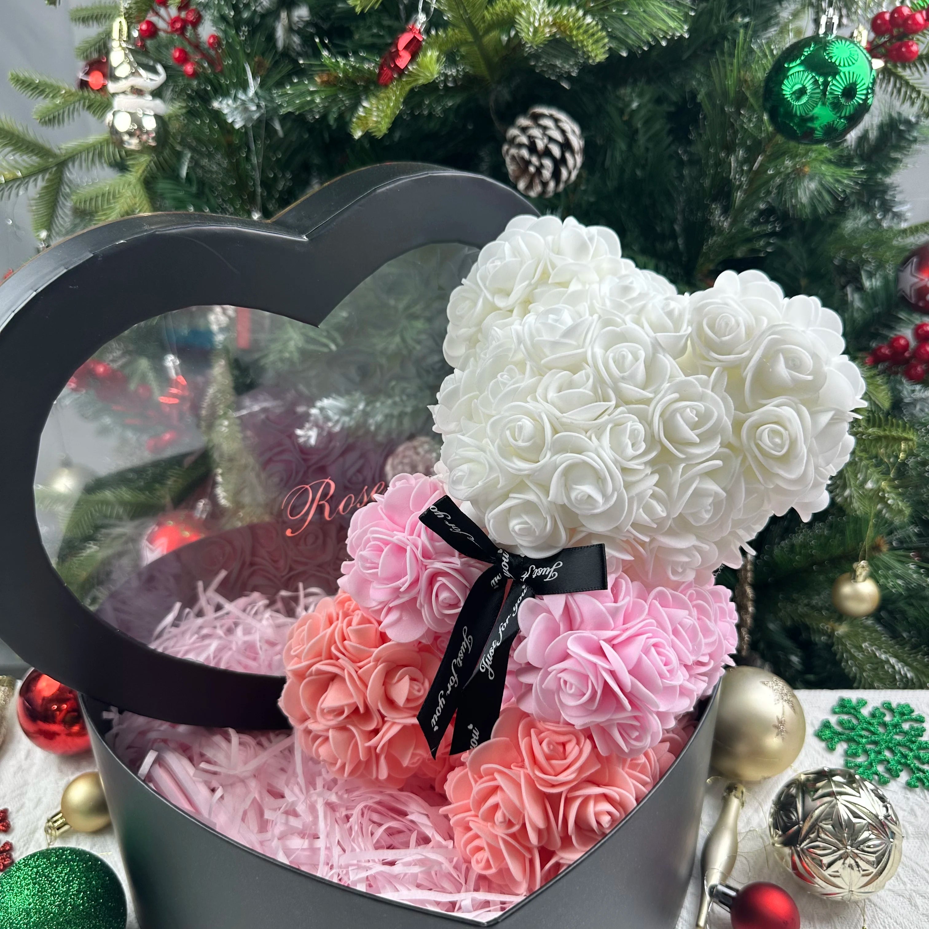 Lovina™ Rosenbär – Sag’s mit ewigen Blüten